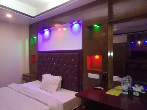 Фотография гостиницы HOTEL BLUE BIRD