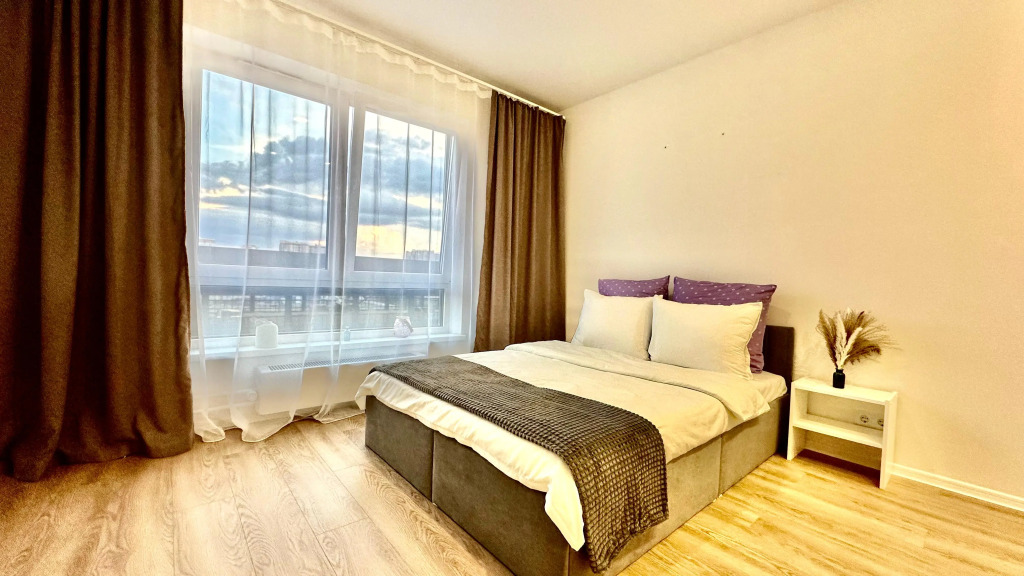 Фотография квартиры Апартаменты Истоман Студия вид на пруд