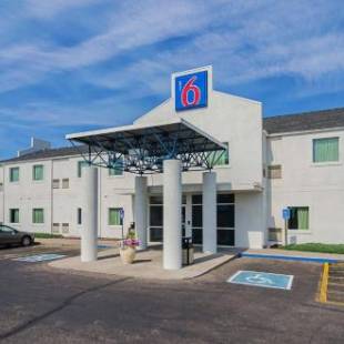 Фотографии гостиницы
Motel 6-Wheatland, WY