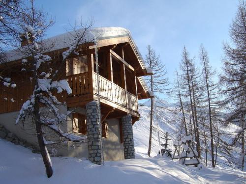Фотография гостевого дома Cozy Chalet in Vallandry with Balcony