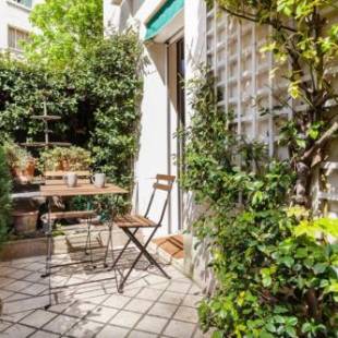 Фотографии мини отеля 
            1 Square du Docteur Blanche - Paris 16