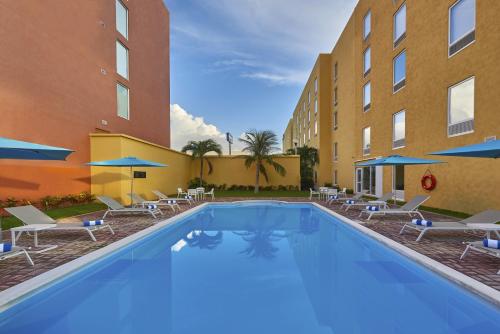 Фотография гостиницы City Express Cancun