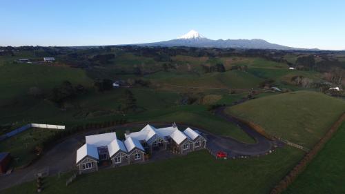 Фотография мини отеля Taranaki Country Lodge