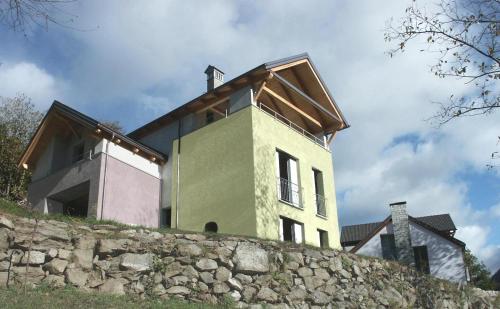 Фотографии гостевого дома 
            Maison 4 jardin - Casa design ai margini del bosco