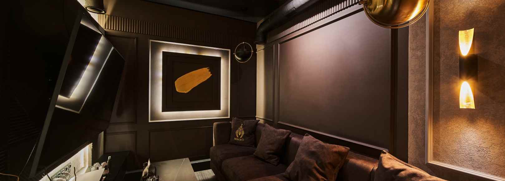 Фотография банкетного зала VIP пространства для деловых переговоров