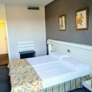 Фотографии гостиницы 
            Hotel Las Cigüeñas