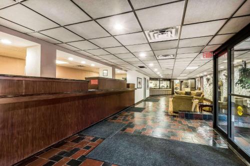 Фотография гостиницы Quality Inn & Suites Binghamton Vestal