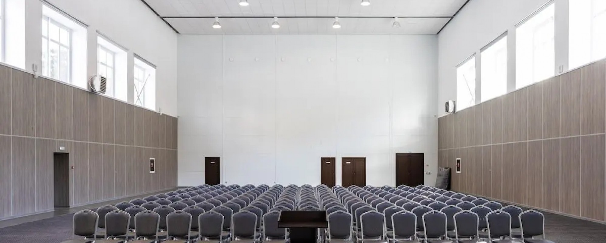 Фотографии конференц-зала София