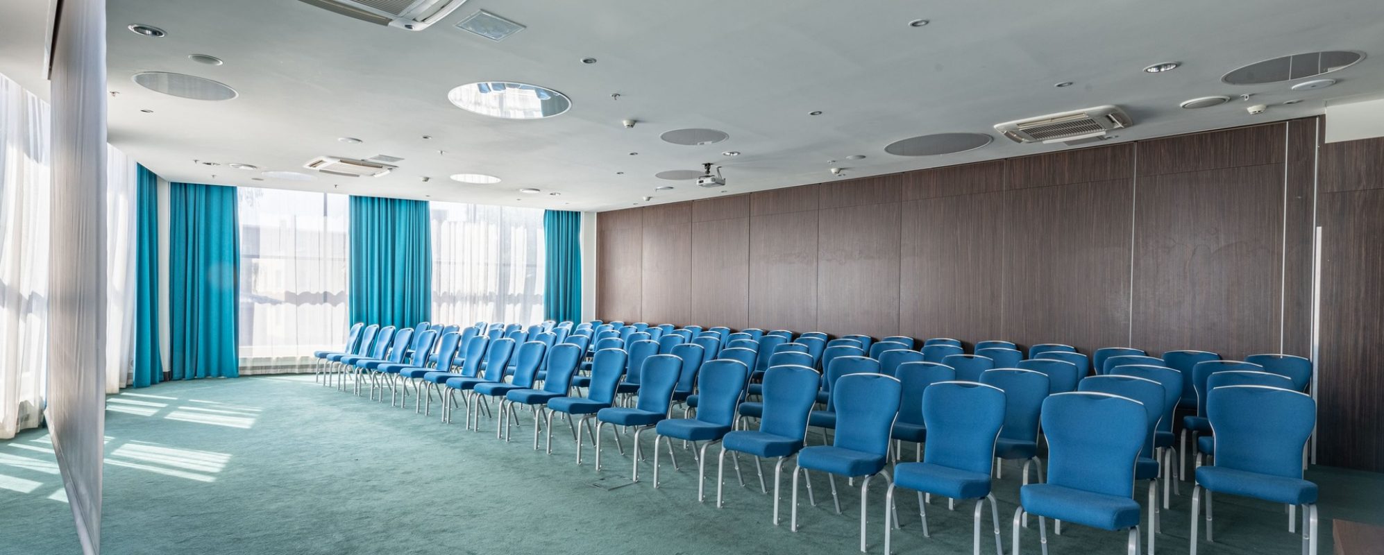 Фотографии конференц-зала Зал Минин