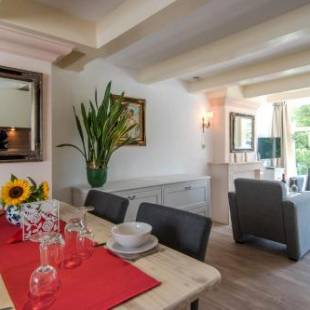 Фотографии мини отеля 
            The Blue Stairs