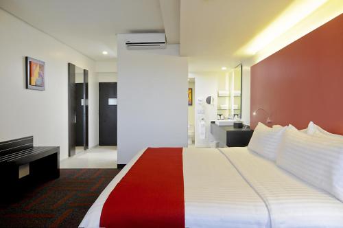 Фотография гостиницы Holiday Inn Mexico Dali Airport, an IHG Hotel