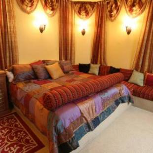 Фотографии гостиницы
Destinations Inn Theme Rooms