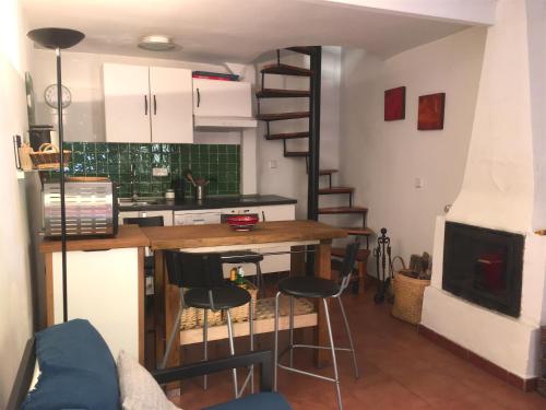 Фотография гостевого дома Encantadora casa en centro Piedralaves