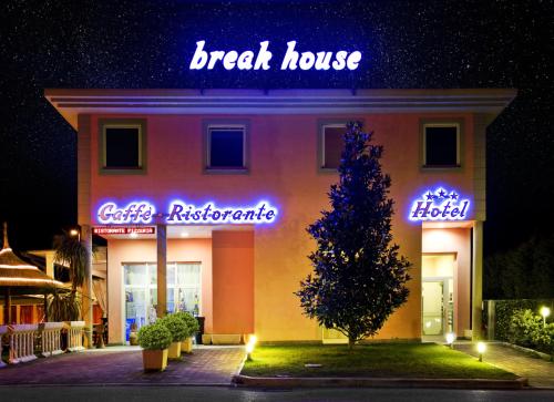 Фотографии гостиницы 
            Hotel Break House Ristorante