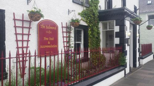 Фотография гостевого дома Balmoral Hotel