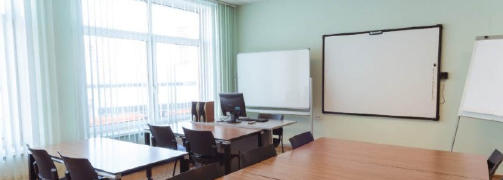 Фотография конференц-зала Лекционная аудитория