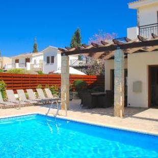 Фотографии гостевого дома 
            3 bedroom Villa Athina with private pool and golf views, Aphrodite Hills Resort