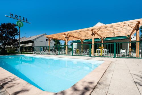 Фотография гостиницы Campanile Beaune