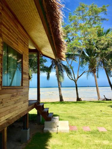 Фотография гостевого дома Nibbana Bungalows