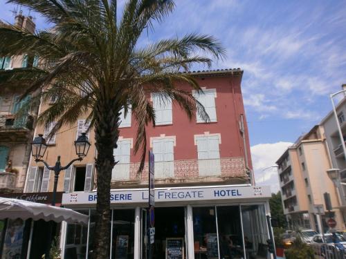 Фотографии гостиницы 
            Hotel Restaurant La Frégate
