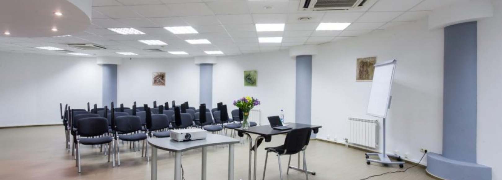 Фотография конференц-зала Монблан