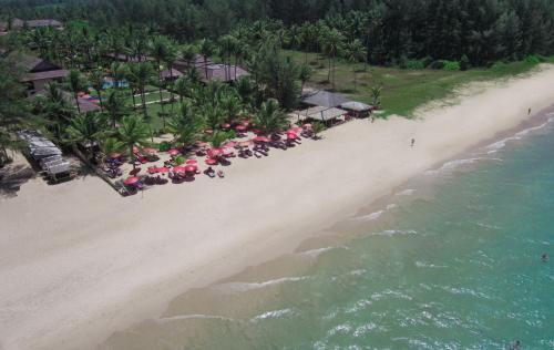 Фотографии гостиницы 
            Andamania Beach Resort, Khaolak - SHA plus