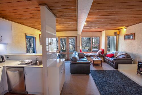 Фотография гостевого дома Snowgums 07