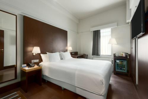 Фотография гостиницы NH Atlanta Rotterdam Hotel