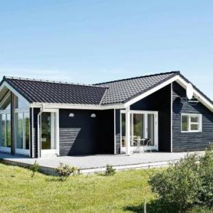 Фотографии гостевого дома
Three-Bedroom Holiday home in Brovst 12