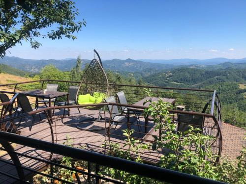 Фотографии гостевого дома
Аleksandrovi vili