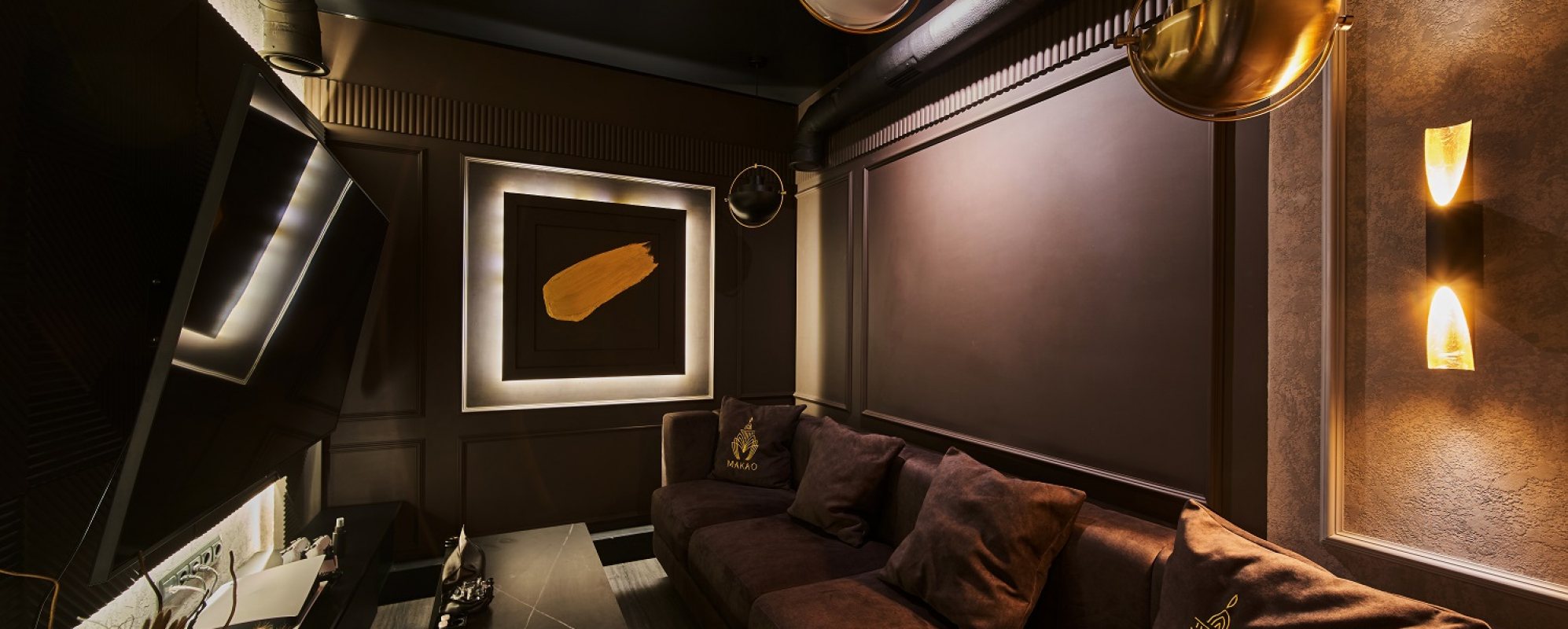 Фотографии банкетного зала VIP пространства для деловых переговоров