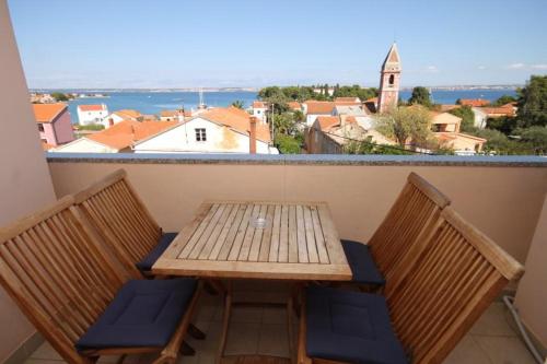 Фотография гостевого дома Apartments with a parking space Preko, Ugljan - 8434