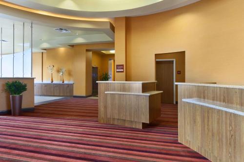 Фотография гостиницы Wyndham Garden River Walk Museum Reach