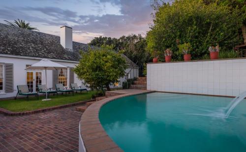 Фотография гостевого дома Manor on the Bay