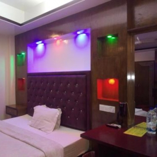 Фотография гостиницы HOTEL BLUE BIRD