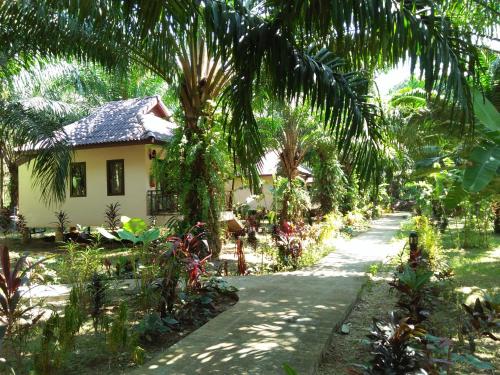 Фотография гостиницы Khao Sok Palm Garden Resort