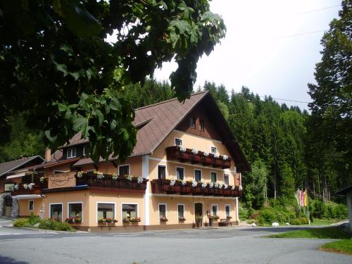 Фотография гостиницы Hotel-Gasthof Strasswirt