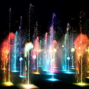 Фотография достопримечательности Светомузыкальный фонтан Торнадо