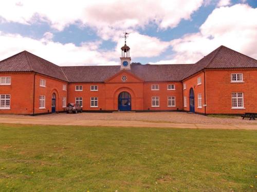 Фотография мини отеля The Stables at Henham Park
