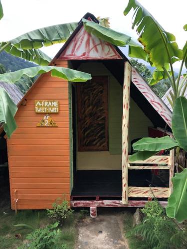 Фотография гостиницы Beach Shack Chalet - Garden View Aframe Small Unit