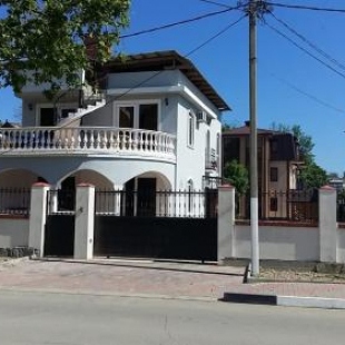 Фотография гостевого дома Вилла Дель Мар