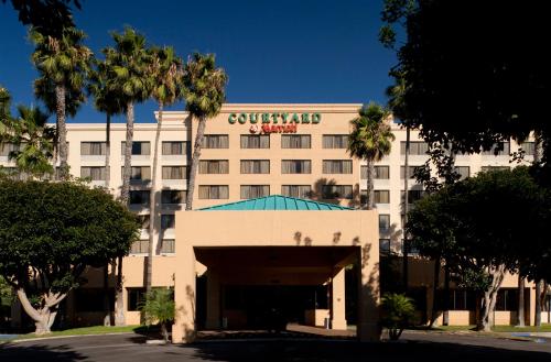 Фотография гостиницы Courtyard by Marriott Cypress Anaheim / Orange County