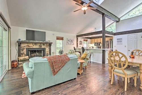 Фотография гостевого дома Margaritaville Resort Getaway with Gas Grill!