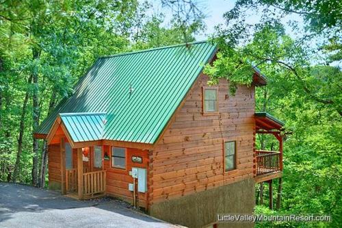 Фотография гостевого дома Cabin Fever