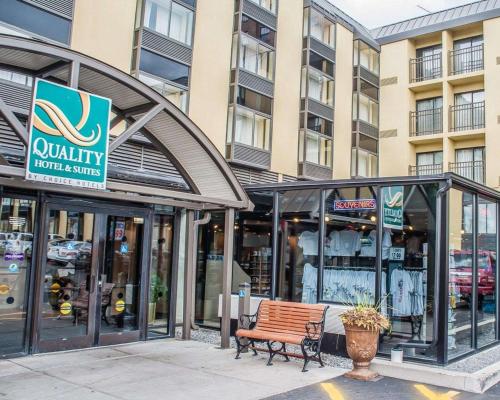 Фотография гостиницы Quality Hotel & Suites At The Falls