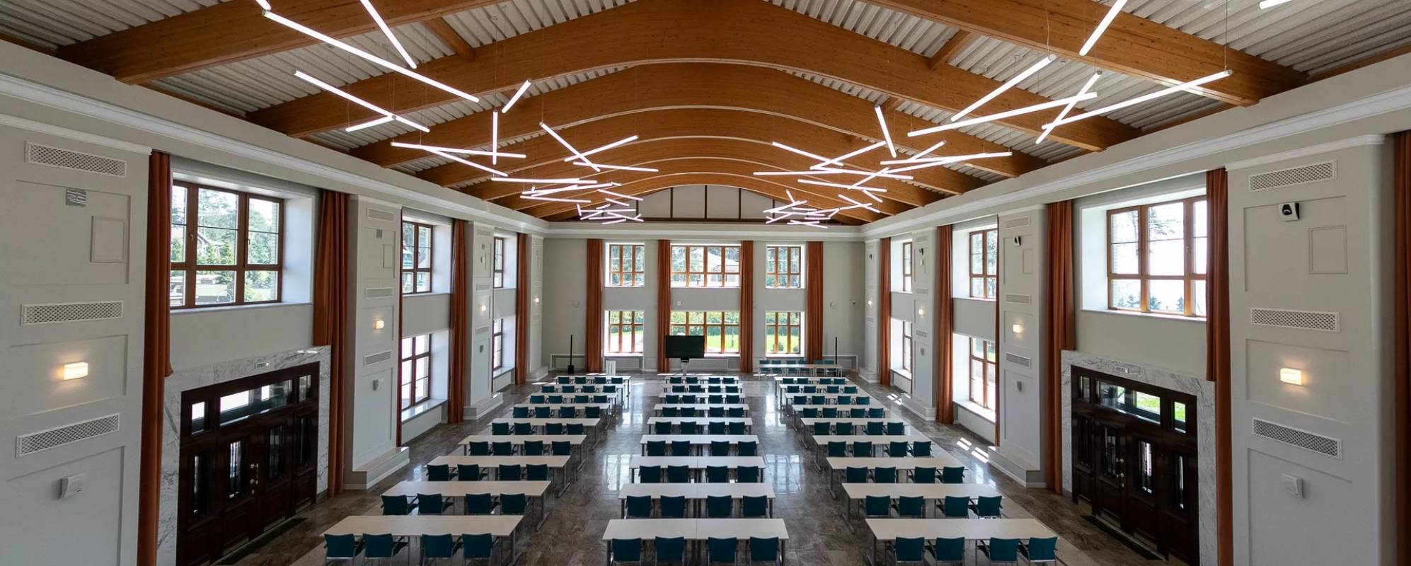 Фотографии конференц-зала Конгресс-Холл