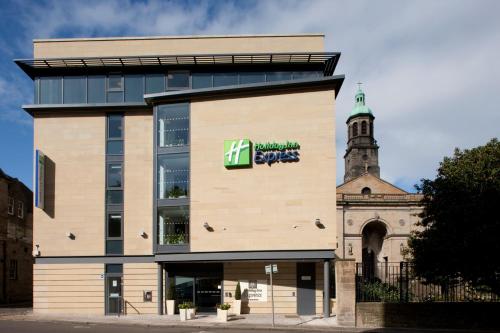 Фотография гостиницы Holiday Inn Express Edinburgh – Royal Mile, an IHG Hotel