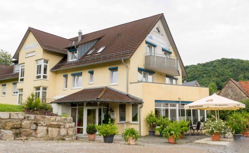 Фотография гостиницы Hotel Landgasthof Lell