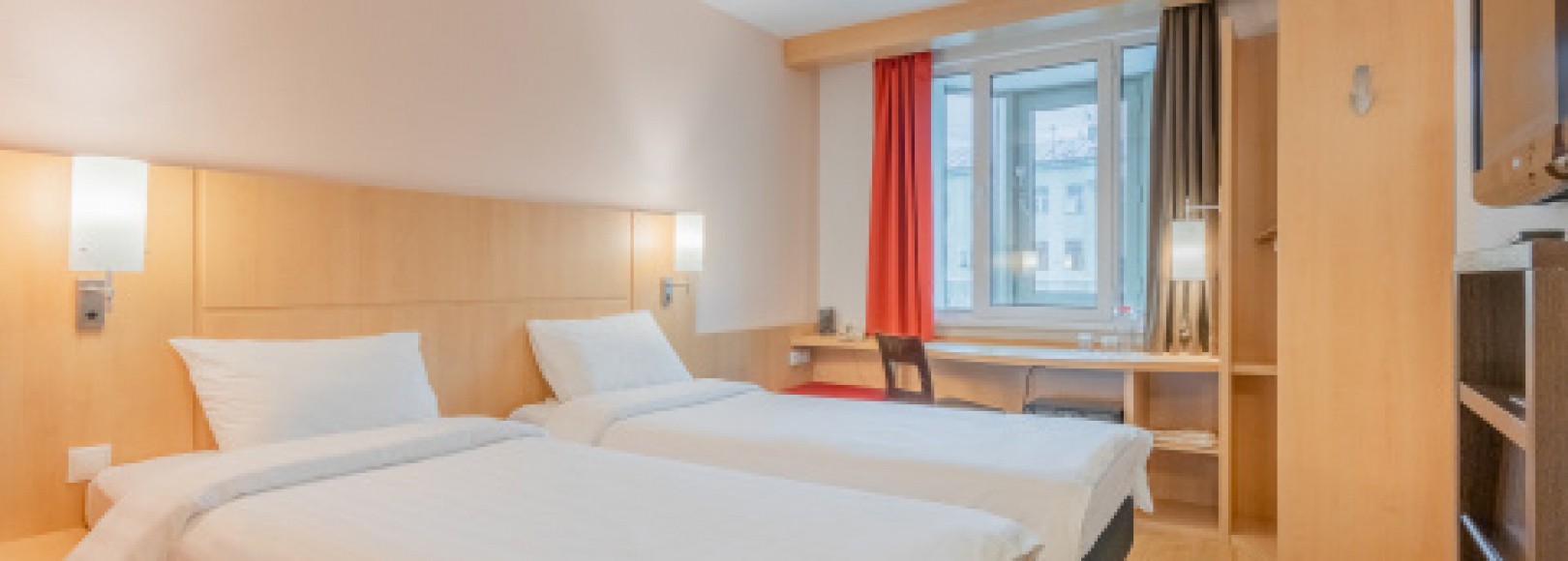 Фотография гостиницы Ибис Санкт-Петербург Центр