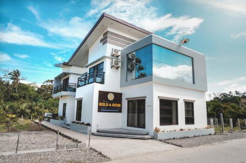 Фотография гостиницы Rold and Roub Home Suites by Cocotel - Fully Vaccinated Staff